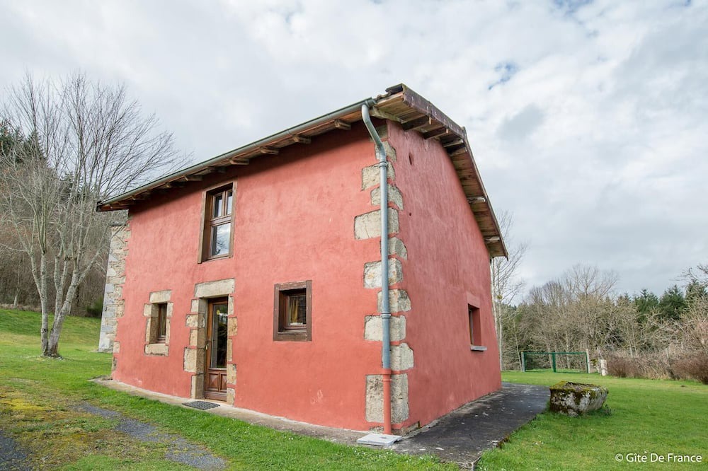 Photo of Outdoor in Bertignat