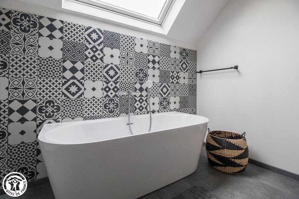 Photo of Bathroom in La Goutelle