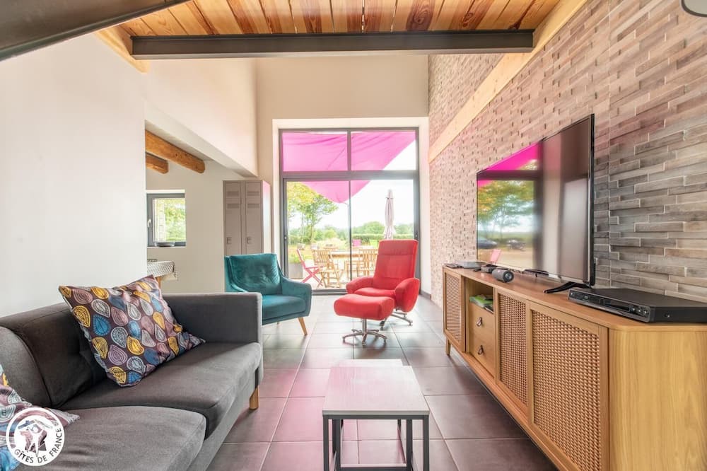 Photo of Livingroom in La Goutelle