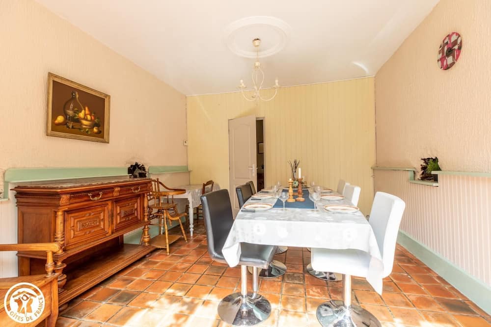 Photo of Others in Miremont