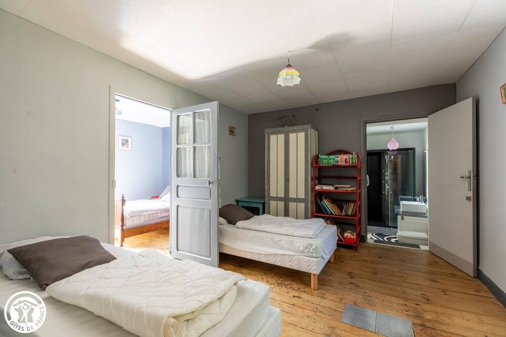 Photo of Bedroom in Miremont