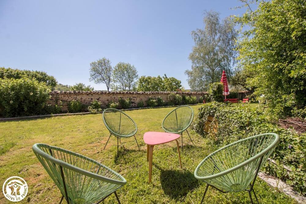 Photo of Outdoor in Egliseneuve-des-Liards
