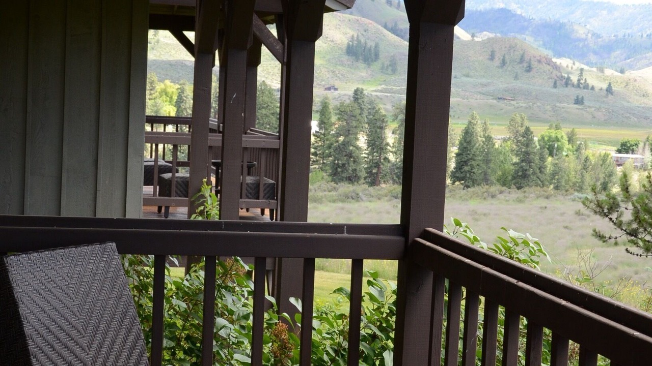 Photo of Patio Balcony in Twisp