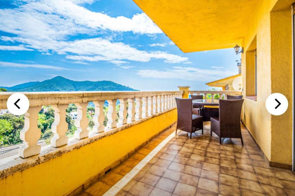 Photo of Patio Balcony in Sant Cebria de Vallalta
