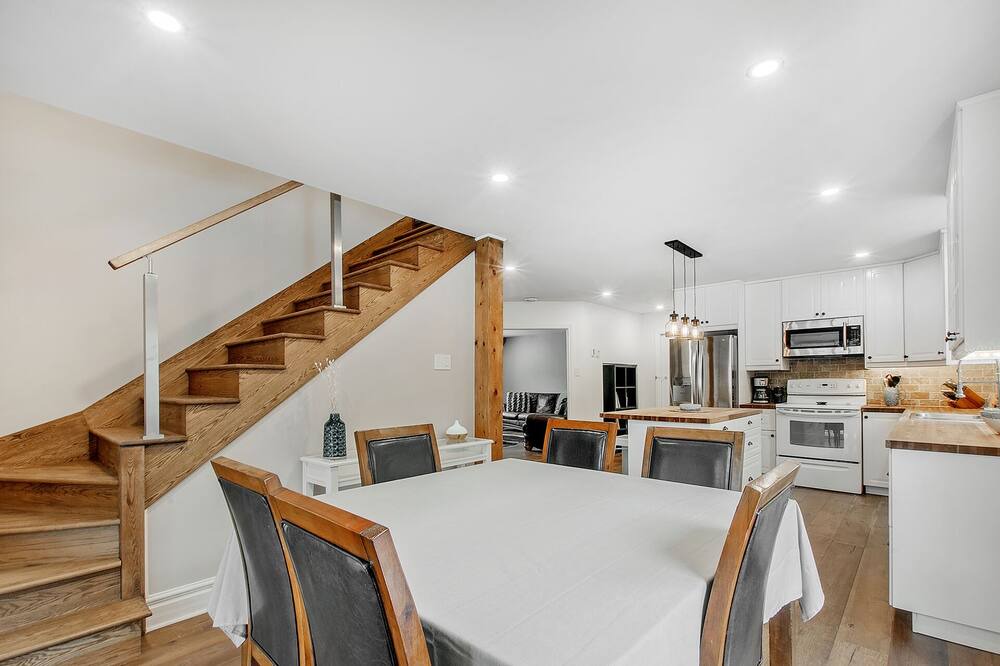 Photo of Kitchen in Notre-Dame-de-la-Merci