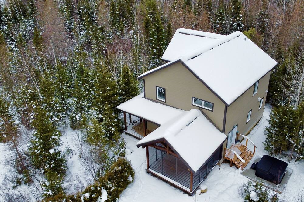 Photo of Outdoor in Notre-Dame-de-la-Merci