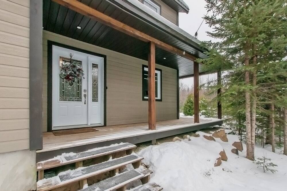 Photo of Outdoor in Notre-Dame-de-la-Merci