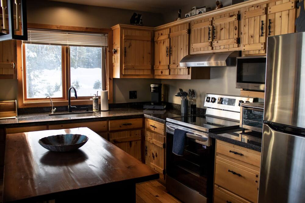 Photo of Kitchen in Strong