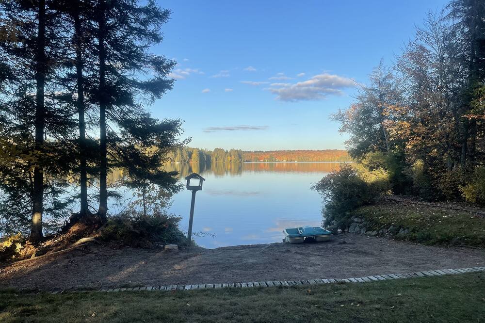 Photo of Outdoor in Strong