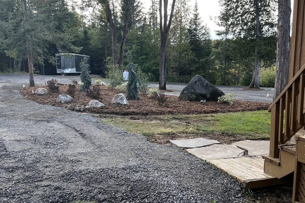 Photo of Outdoor in Strong