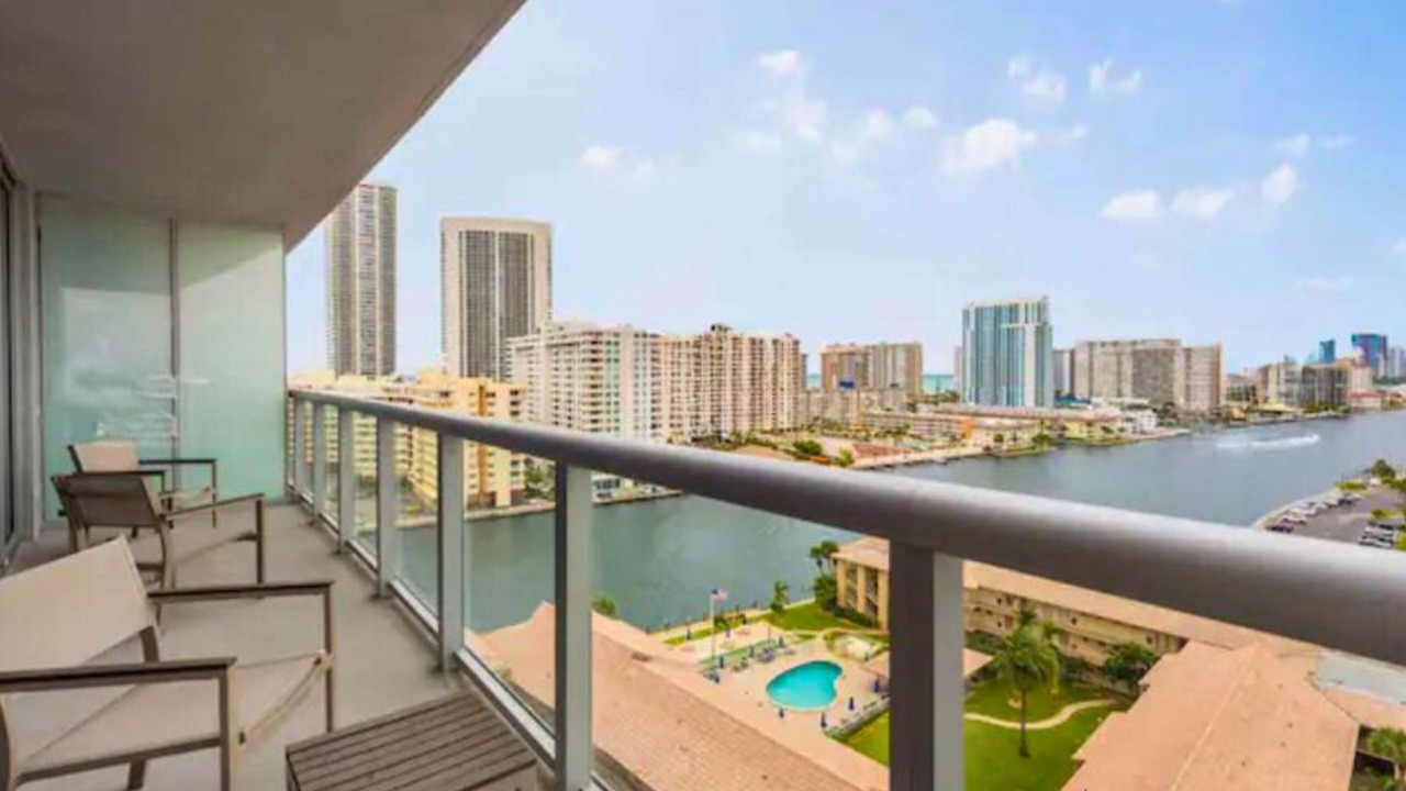 Photo of Patio Balcony in Hallandale Beach