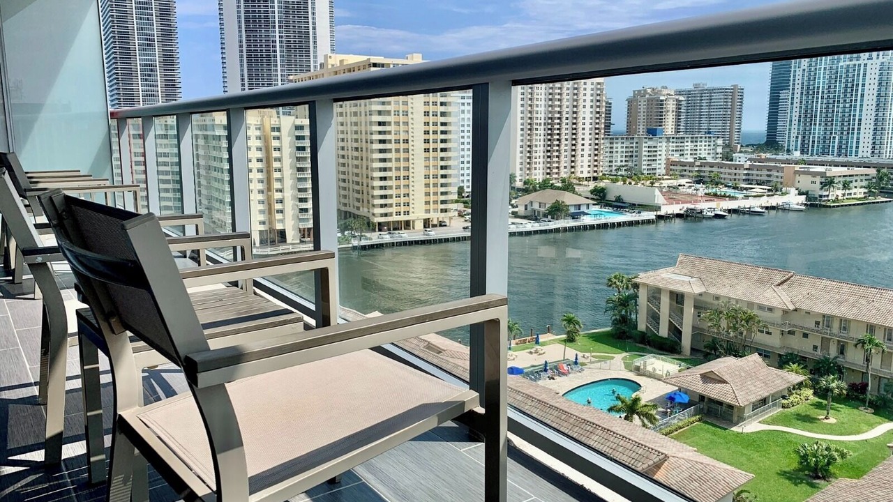 Photo of Patio Balcony in Hallandale Beach