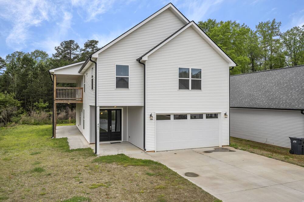 Photo of Outdoor in Travelers Rest