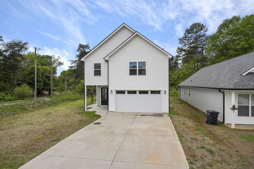 Photo of Outdoor in Travelers Rest