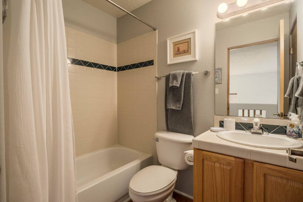 Photo of Bathroom in Taylor Ranch