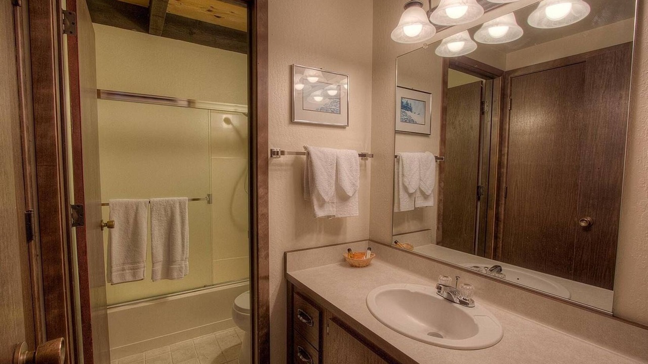 Photo of Bathroom in Kings Beach