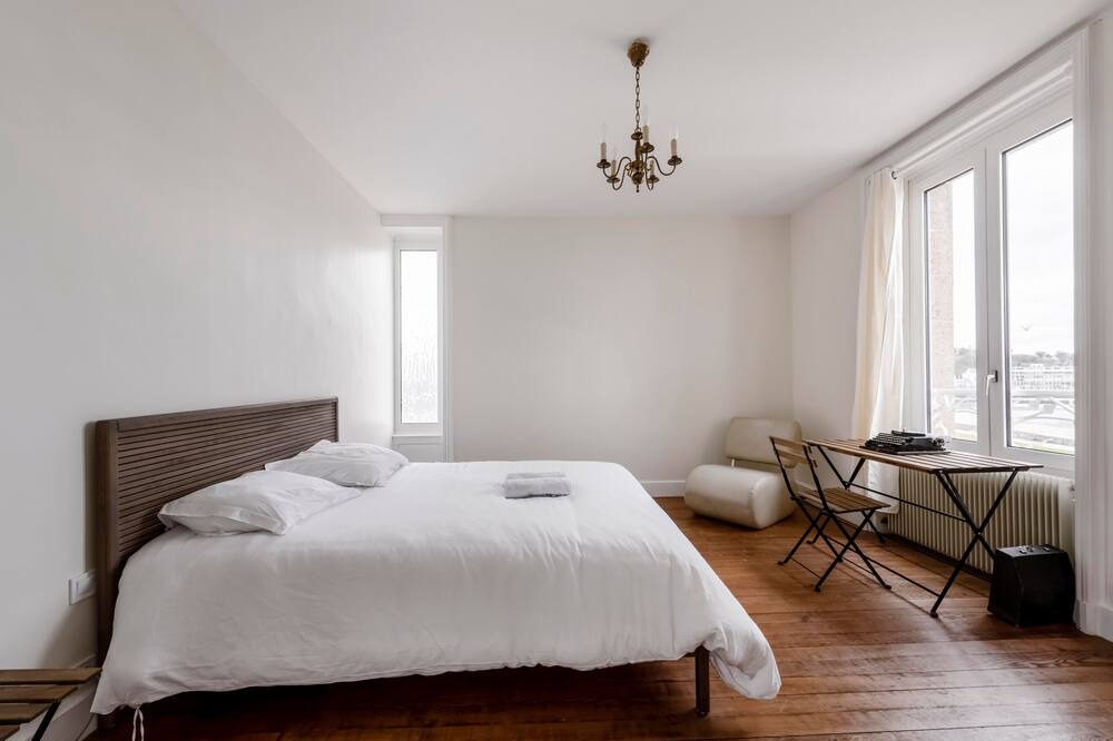 Photo of Bedroom in Binic-Etables-sur-Mer