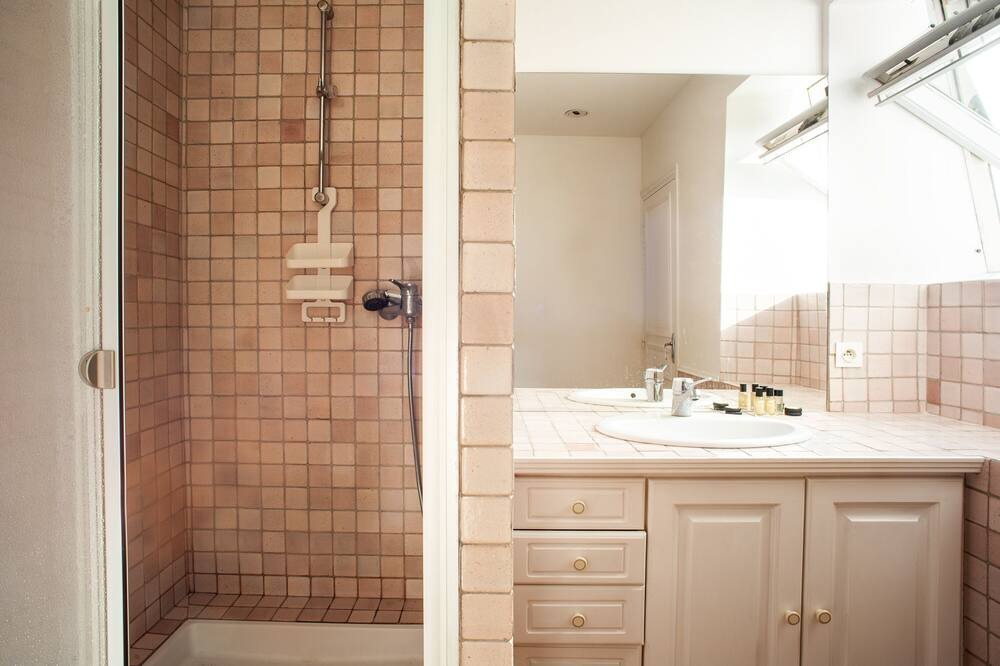 Photo of Bathroom in Binic-Etables-sur-Mer