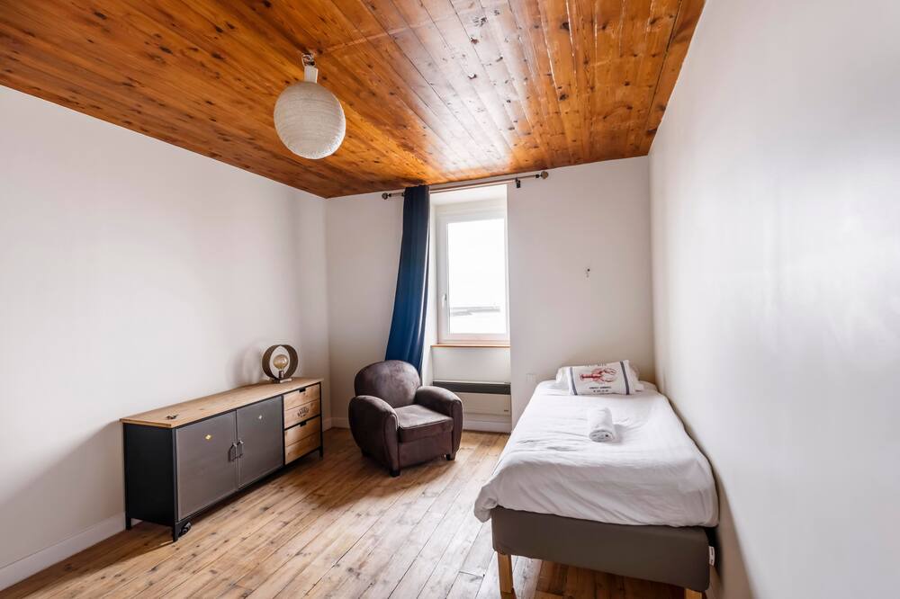 Photo of Bedroom in Binic-Etables-sur-Mer
