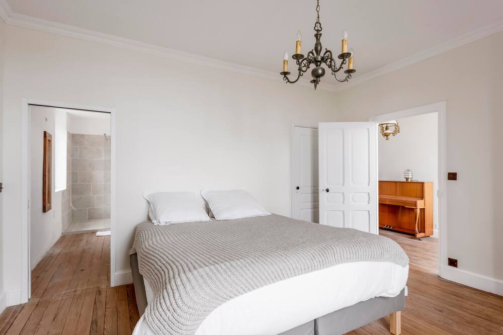 Photo of Bedroom in Binic-Etables-sur-Mer