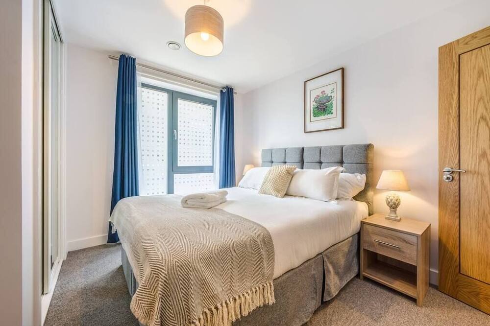 Photo of Bedroom in Redhill