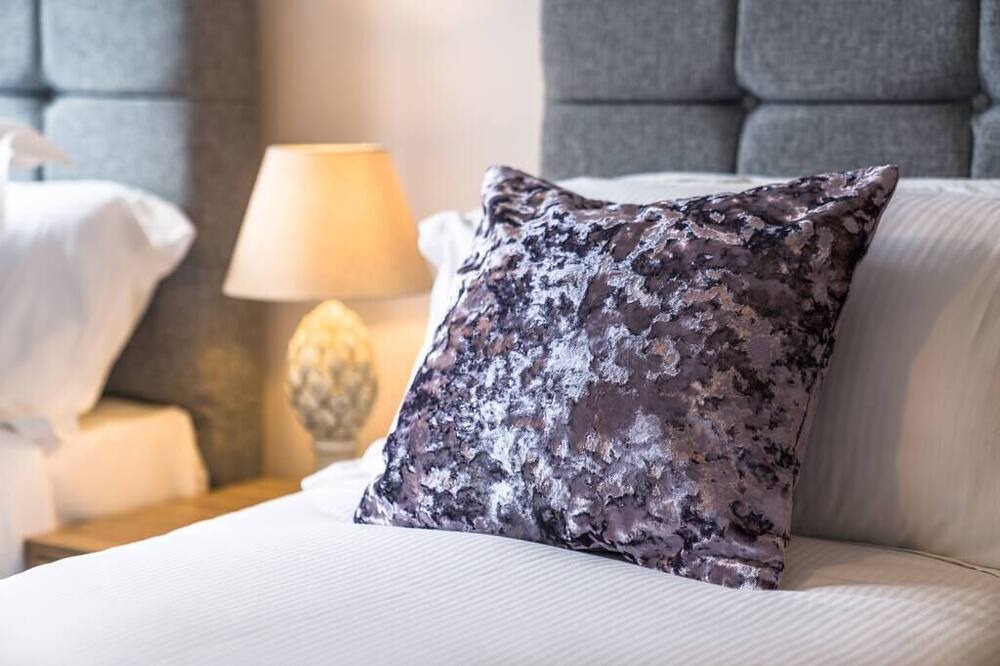 Photo of Bedroom in Redhill