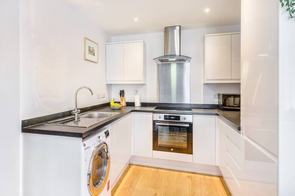 Photo of Kitchen in Redhill