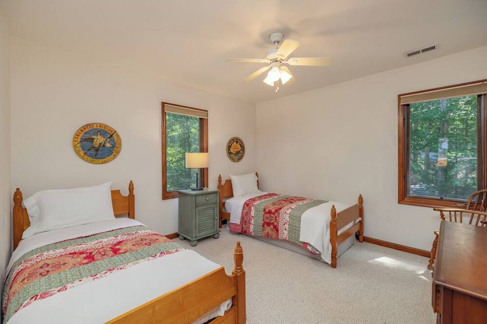 Photo of Bedroom in Hillcrest Point