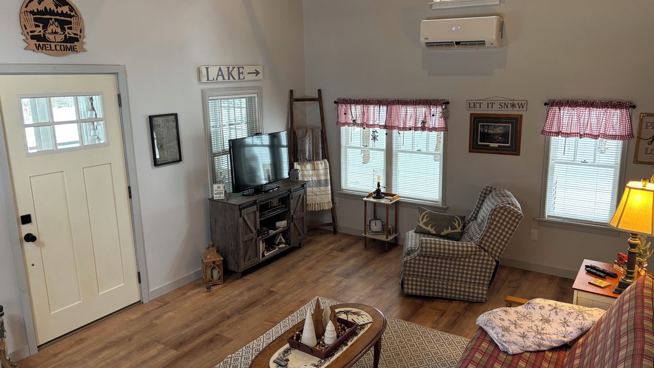 Photo of Livingroom in Caroga Lake
