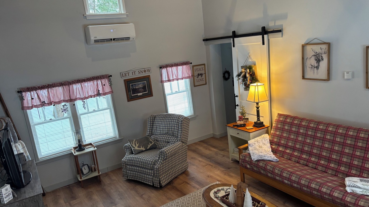 Photo of Livingroom in Caroga Lake