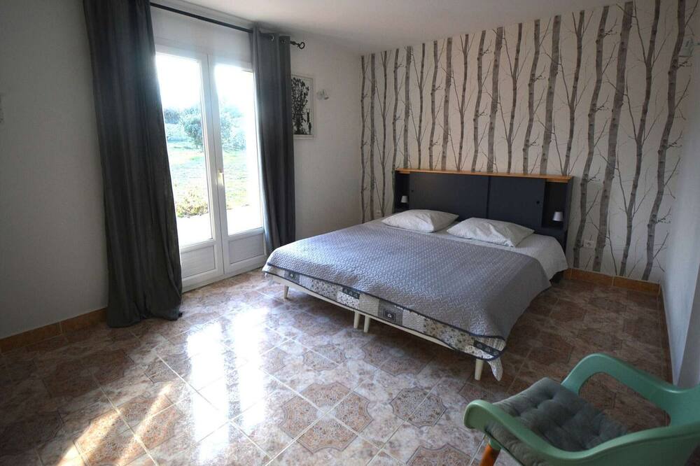 Photo of Bedroom in Saint-Remeze