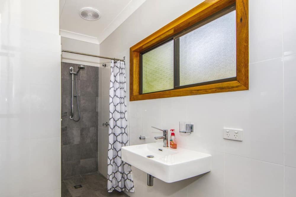 Photo of Bathroom in Bundook