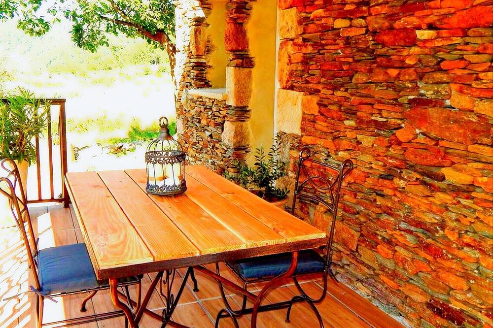 Photo of Patio Balcony in Payzac