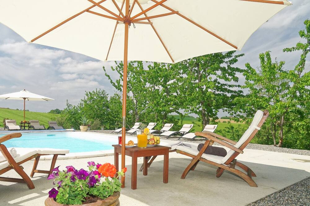 Photo of Outdoor in Castelnau-Barbarens