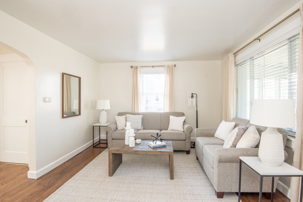 Photo of Livingroom in Quarryville