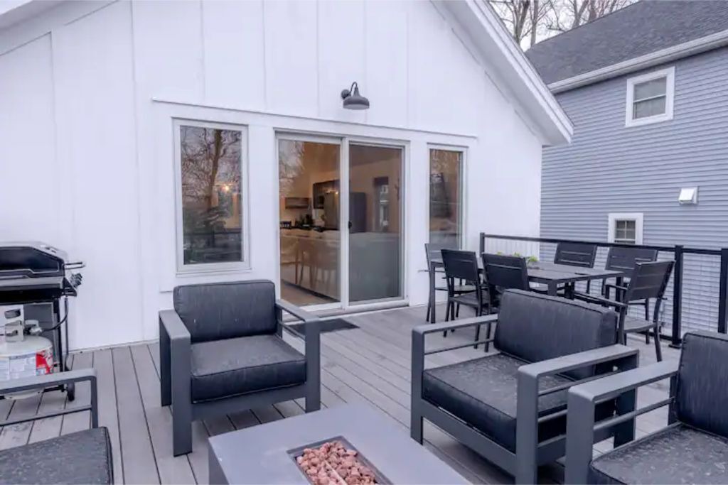 Photo of Patio Balcony in Winona Lake