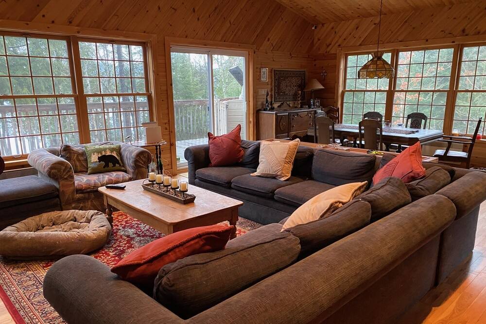Photo of Livingroom in Barkmere
