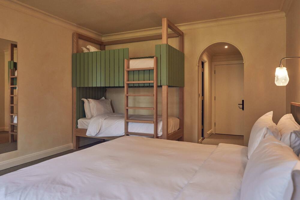 Photo of Bedroom in Selsdon and Ballards