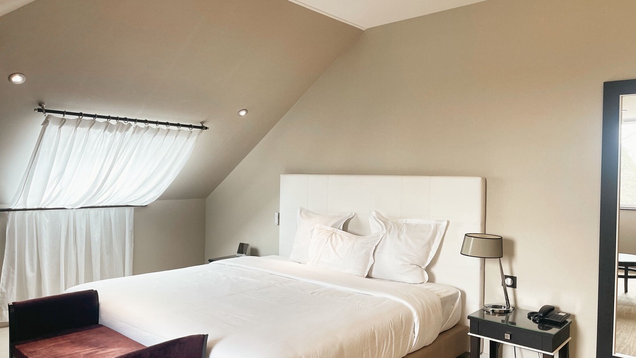 Photo of Bedroom in L'Isle-Adam