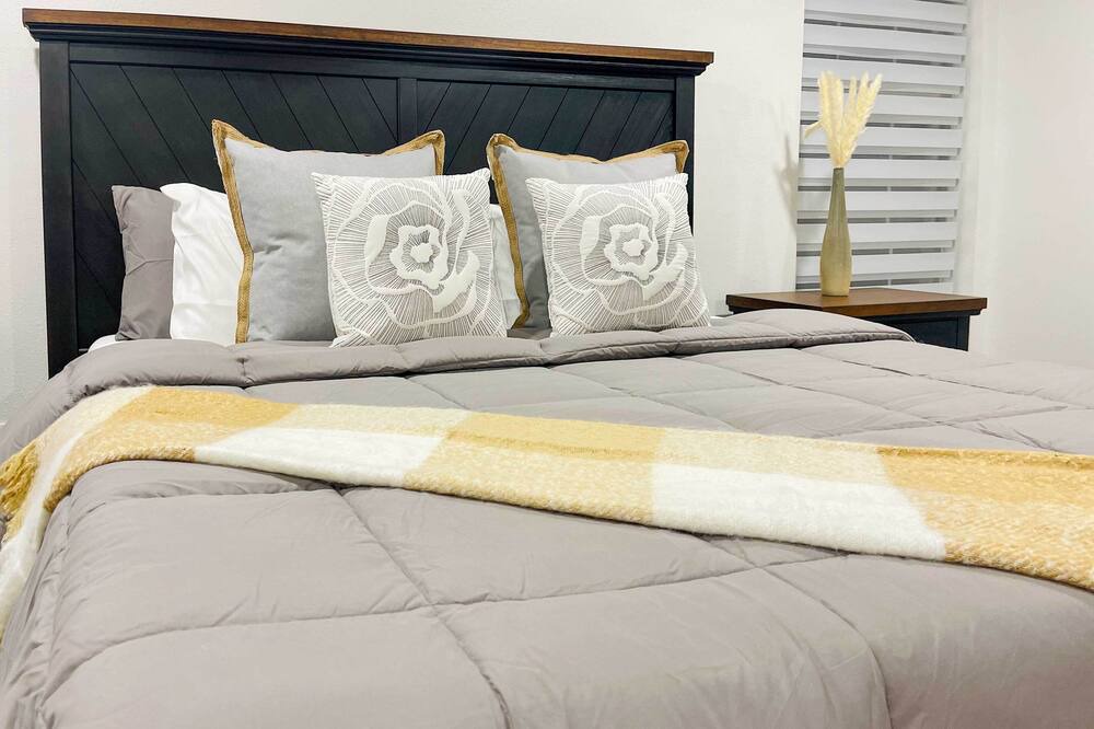 Photo of Bedroom in Huntsville