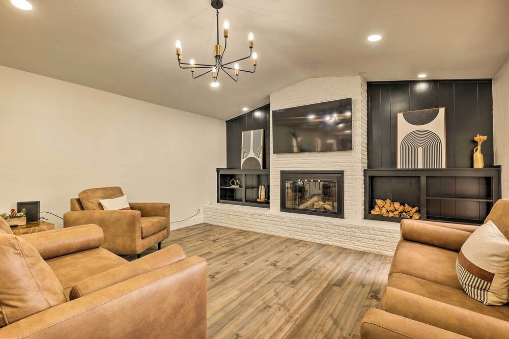 Photo of Livingroom in Huntsville