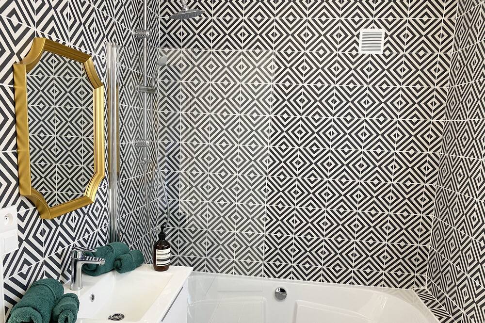 Photo of Bathroom in Etretat
