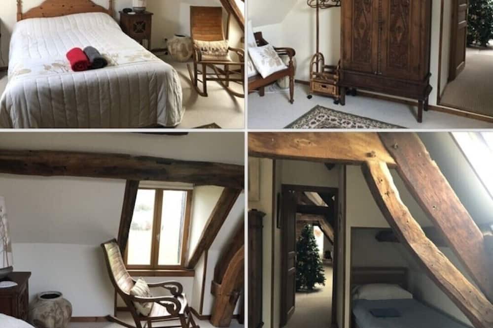 Photo of Bedroom in Fontaine-en-Bray