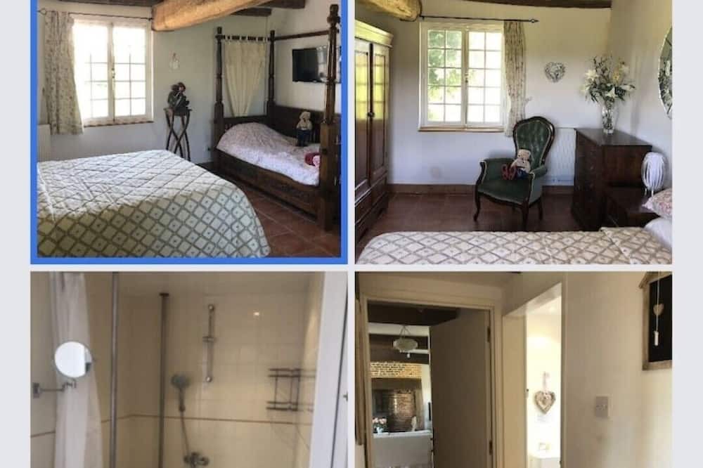 Photo of Bedroom in Fontaine-en-Bray