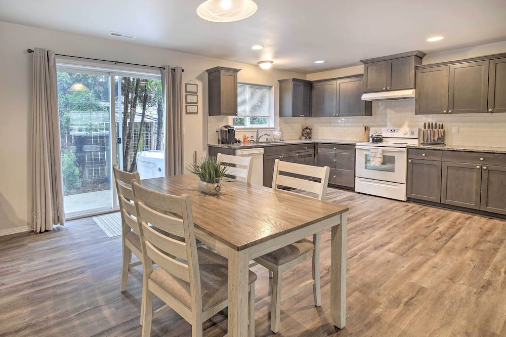 Photo of Others in Covington