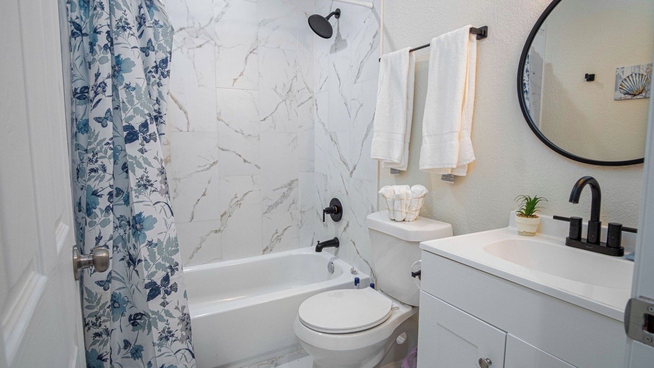 Photo of Bathroom in Denver Heights
