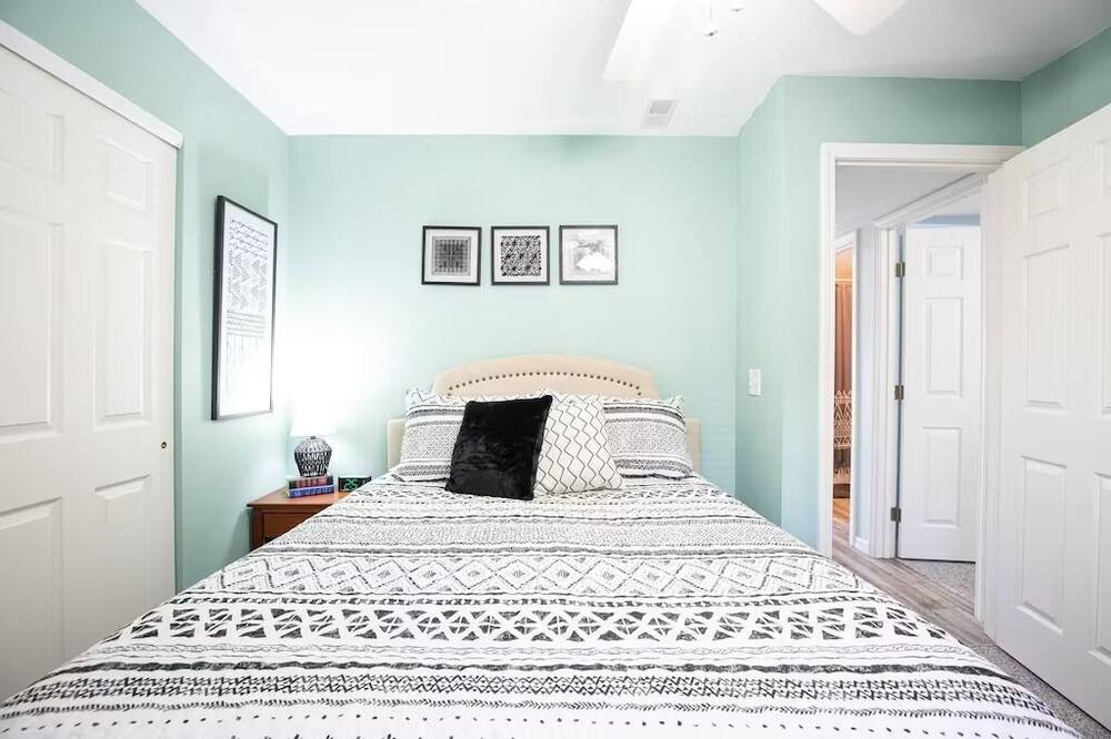 Photo of Others in Kaiser