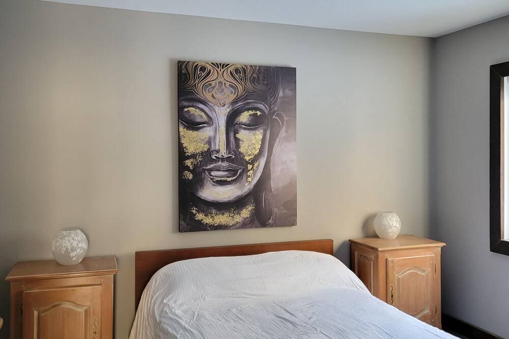 Photo of Bedroom in Saint-Hippolyte
