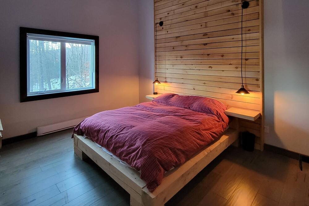 Photo of Bedroom in Saint-Hippolyte