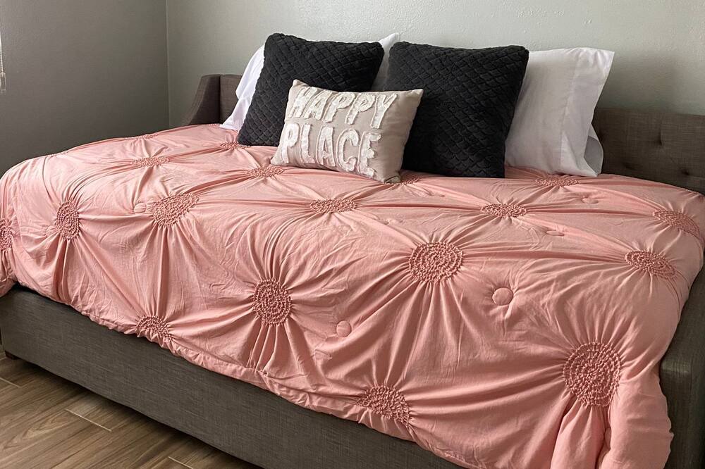 Photo of Bedroom in Eagle Pass